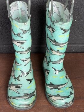 Western Chief Teal Shark Print Rain Boots